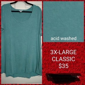 LuLaRoe 3x Classic Tee. 💯 % Cotton